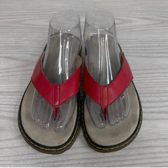 Dr Martens VTG Bella Sandal Womens Size US 8 EU 39 Red Slip On Open Toe Leather - Picture 2 of 11